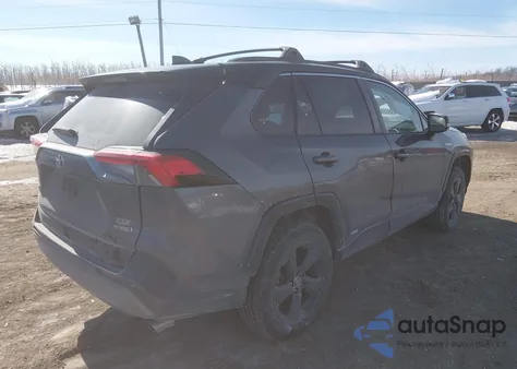 2021 Toyota Rav4 Hybrid Xse z USA, uszkodzony, nr VIN 2T3E6RFV2MW015404